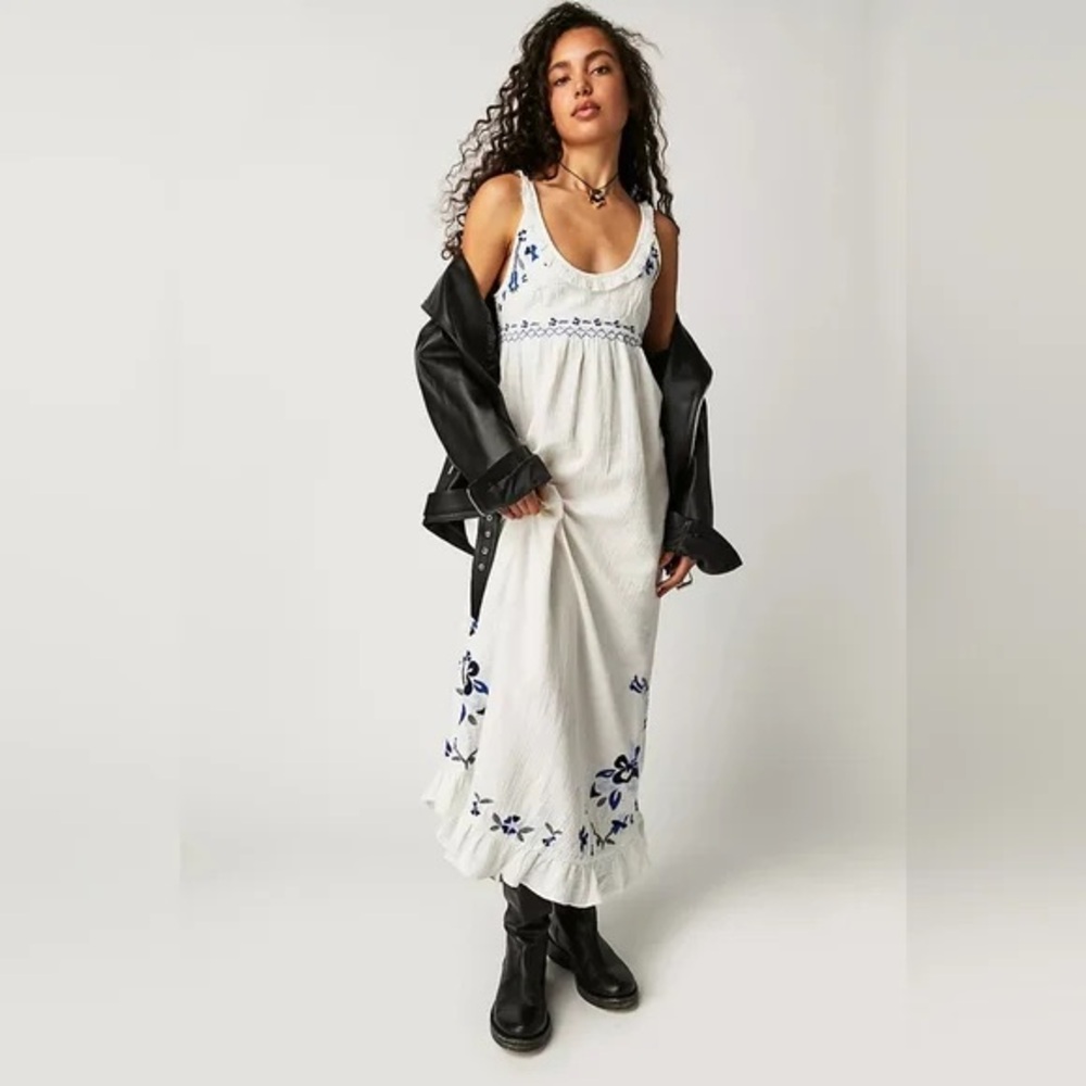 NWT Free People Magda Maxi Dress in Ivory Medium - Picture 3 of 9